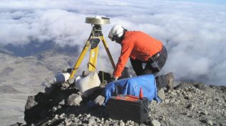 65e569725e888bde18994945fc85285c[1]